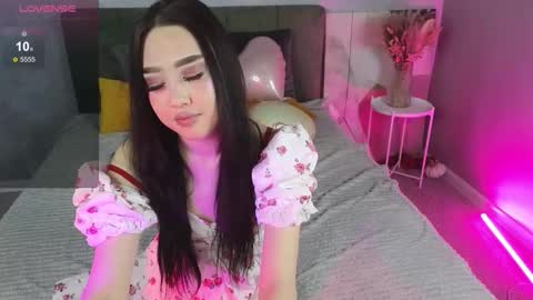 Naomi online show from 02/14/26, 01:35