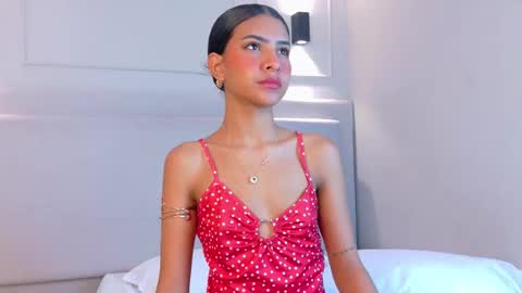 Naomi Klarc online show from 01/13/26, 11:48