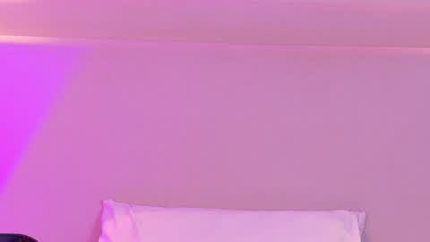 Naomi Klarc online show from 04/09/26, 11:59