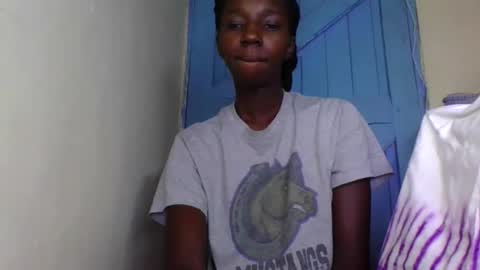 naomilittle905047 online show from 02/16/26, 09:05