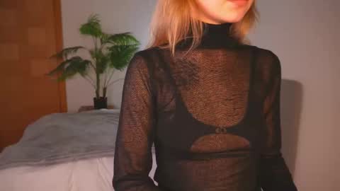 Snapshot of naomirosy chatting on 02/11/26, 07:19 naomirosy online show from 02/11/26, 07:19