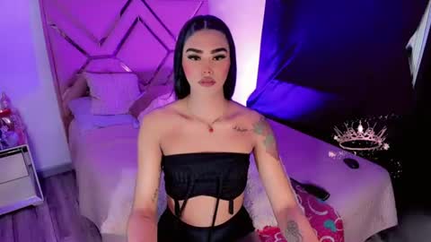 Snapshot of naomisaenz01 chatting on 07/28/26, 08:52 naomisaenz01 online show from 07/28/26, 08:52