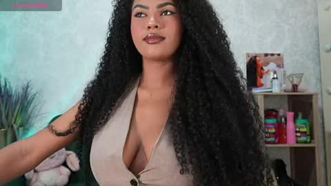 Naomi     online show from 04/11/26, 03:55