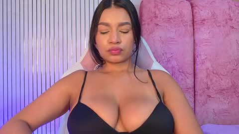 Naomy  online show from 05/31/26, 06:20