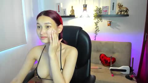 Naomy Stanley online show from 05/12/26, 08:50