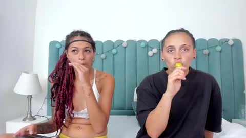 Snapshot of naomyanddany chatting on 01/25/25, 09:14 NaomyAndDany online show from 01/25/25, 09:14