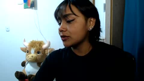 naomylux1 online show from 07/14/26, 02:05