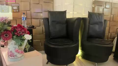 Snapshot of naomyrivera chatting on 07/10/26, 06:43 nao online show from 07/10/26, 06:43