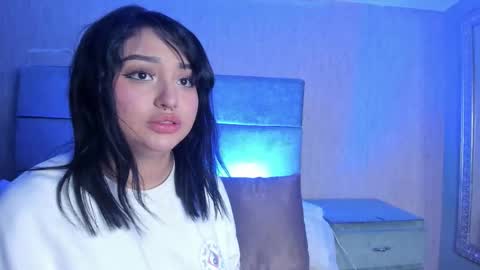 Naomy online show from 03/29/26, 08:09