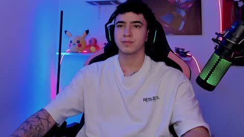 sebastian online show from 02/04/25, 02:39