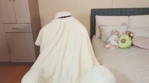 Naree online show from 02/09/25, 08:24