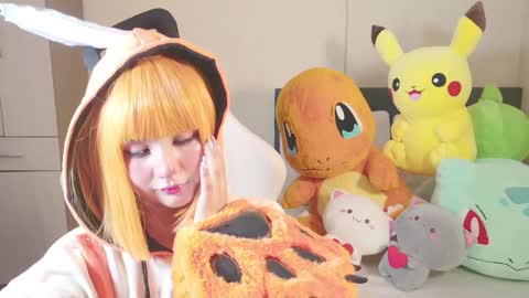 Snapshot of naree_masaki chatting on 09/21/25, 01:57 Naree online show from 09/21/25, 01:57