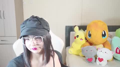 Naree online show from 10/14/25, 10:38