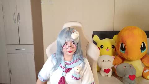 Naree online show from 11/17/25, 01:39