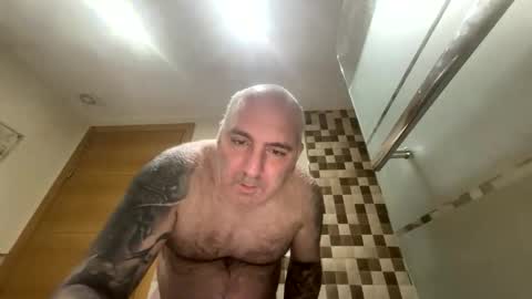 Snapshot of narutotheone chatting on 01/15/26, 05:49 narutotheone online show from 01/15/26, 05:49