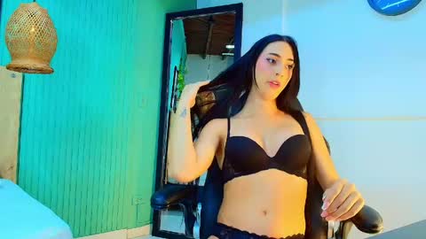 nasly_smit online show from 04/14/26, 07:09