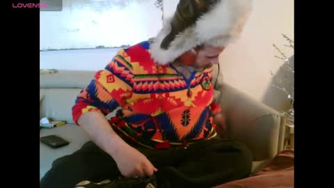 Snapshot of nassobout chatting on 12/23/24, 10:10 nassobout online show from 12/23/24, 10:10