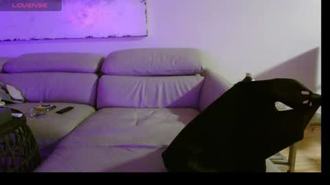 Snapshot of nassobout chatting on 02/04/25, 02:07 nassobout online show from 02/04/25, 02:07