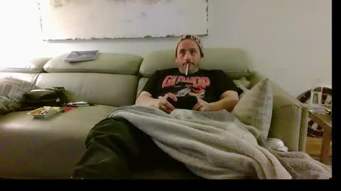 Snapshot of nassobout chatting on 02/17/25, 04:42 nassobout online show from 02/17/25, 04:42