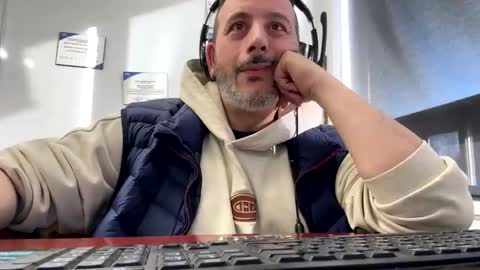 nassobout online show from 04/17/26, 10:02