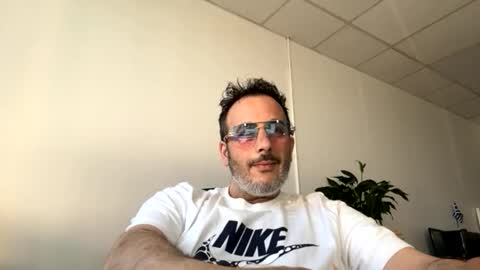 nassobout online show from 05/30/26, 11:35
