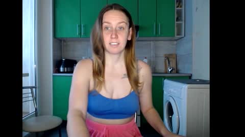 nastasiiaaforyou online show from 12/21/25, 11:17