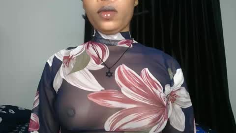 bella online show from 12/05/25, 08:49