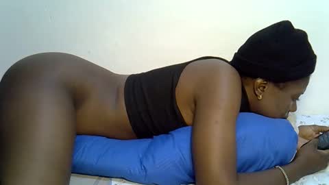 Snapshot of nasty_lolly chatting on 05/11/26, 07:47 Lolly online show from 05/11/26, 07:47