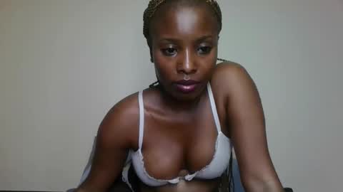 nastyivy1 online show from 05/17/26, 08:16