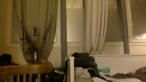 Snapshot of nastyloveparis chatting on 11/25/25, 11:05 nastyloveparis online show from 11/25/25, 11:05