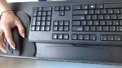 Natalia online show from 04/15/26, 12:45