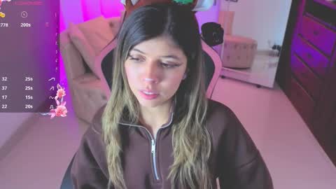 NATASHA online show from 12/22/25, 03:25