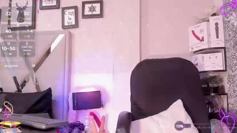 Snapshot of natacha_black00 chatting on 02/14/25, 01:23 Natacha black online show from 02/14/25, 01:23