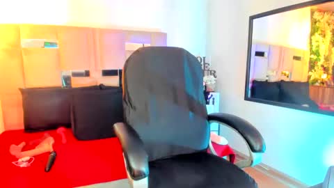 Snapshot of natacha_black00 chatting on 02/20/25, 03:08 Natacha black online show from 02/20/25, 03:08