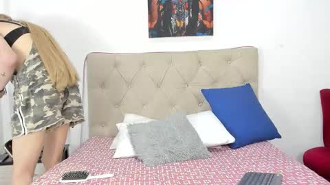 natacha_ferrer1 online show from 11/26/25, 11:33