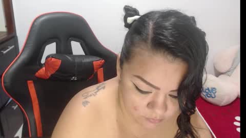 Nata Ramirez online show from 10/24/25, 05:37