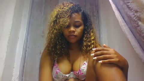 natachazz online show from 03/22/26, 12:03