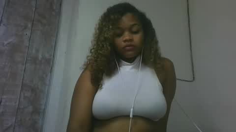 natachazz online show from 04/07/26, 01:00