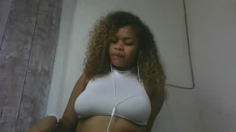 natachazz online show from 04/08/26, 01:05