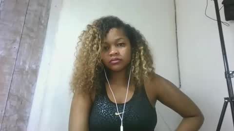 natachazz online show from 04/09/26, 12:43