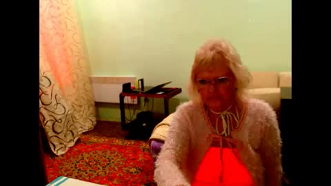 natali online show from 11/10/25, 05:50