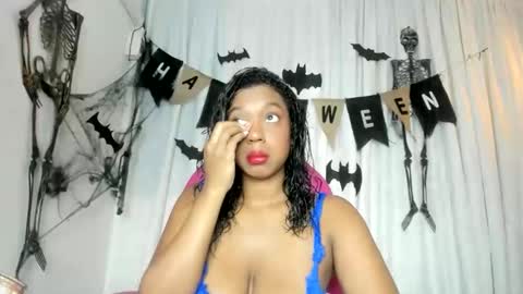 Snapshot of natali___ chatting on 10/12/25, 12:37 NATALI KIDMAN online show from 10/12/25, 12:37