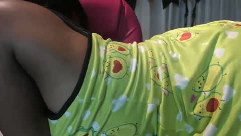 Snapshot of natali___ chatting on 10/25/25, 01:51 NATALI KIDMAN online show from 10/25/25, 01:51