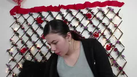 Natalia Walker online show from 04/17/26, 05:38