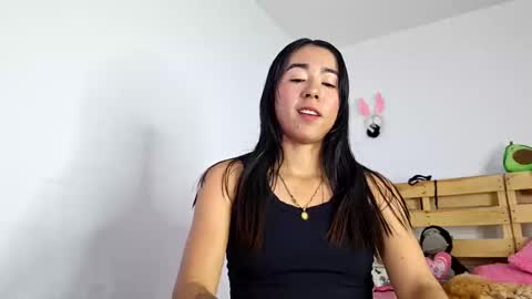 Snapshot of nataliaa05 chatting on 09/17/25, 08:54 Nati online show from 09/17/25, 08:54