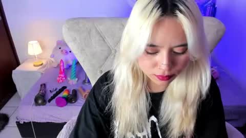 Nataliua Henao online show from 07/22/26, 05:32