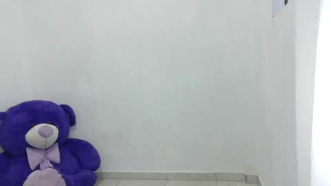 nataliavela online show from 05/17/26, 11:01