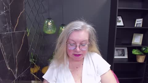 NataliCloud online show from 01/18/25, 01:29