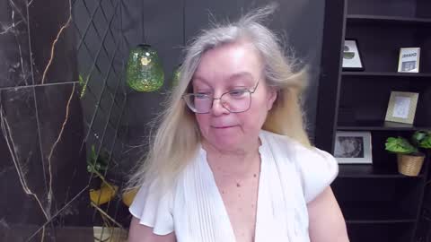 NataliCloud online show from 01/18/25, 07:37