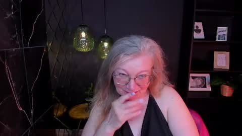 Snapshot of natalicloud chatting on 07/03/26, 01:17 NataliCloud online show from 07/03/26, 01:17